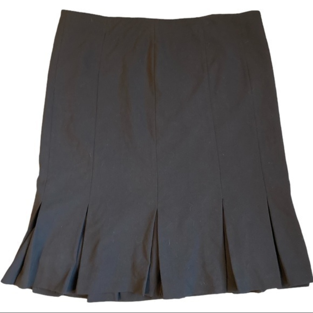 New Directions skirt size 12 brown zips on side